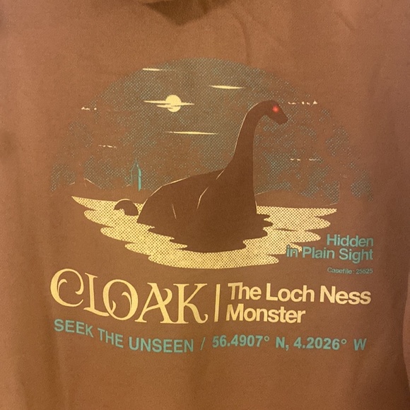 This hoodie is so cool and comfortable and very stylish and it glows in the dark - Picture 6 of 8